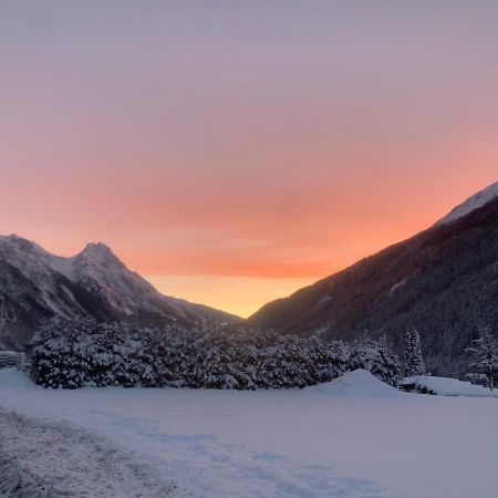 Arlalps Apart Pettneu am Arlberg Esterno foto